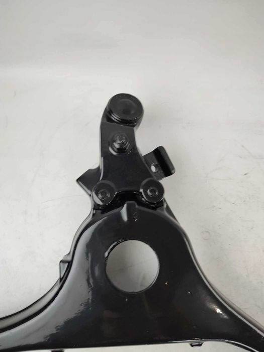 Wahacz OE Mercedes przód prawy Dolny W124 4-MATIC