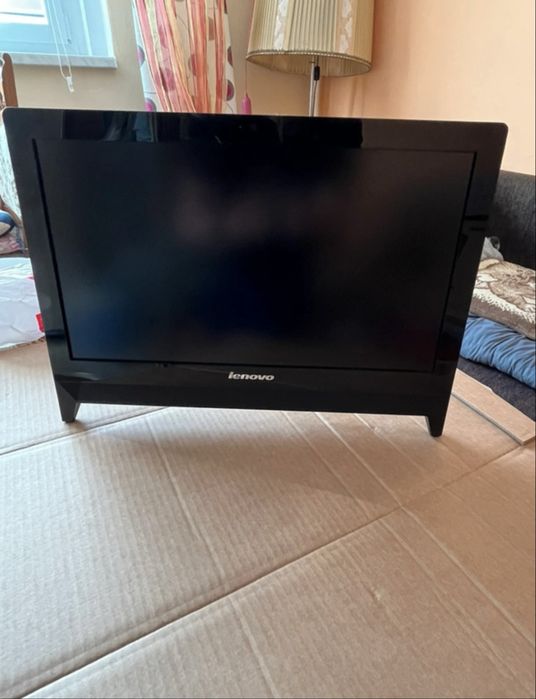 Lenovo C20-00 All-in-One 19,5" | Windows 10 Intel Celeron