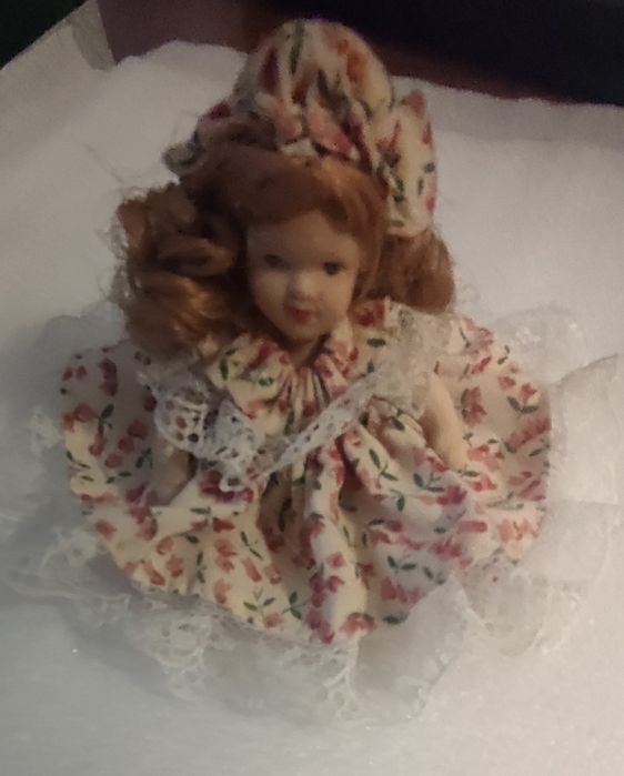 Lalka porcelanowa ok.10cm
