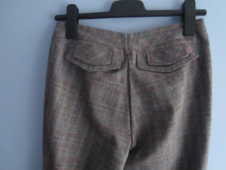 Damski garnitur w kratkę marki Danhen, rozm. 38, super jakość