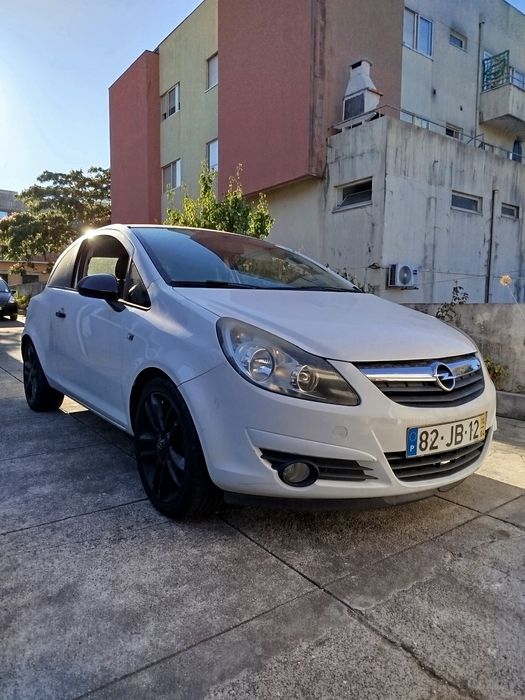 Opel Corsa D 1.2 Black Edition