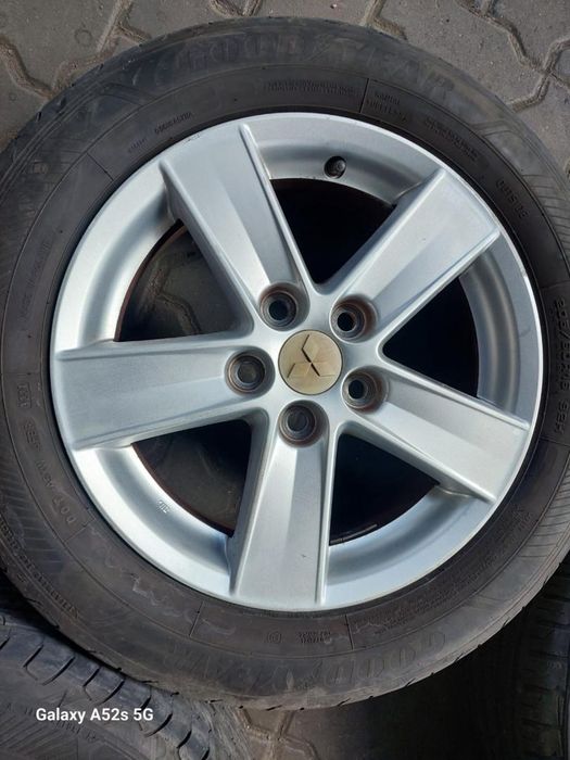 Jantes Mitsubishi Lancer Viii R16 Com Pneus 205/60 Furação 5X114.3