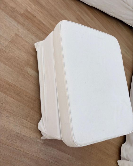 Pufa biała Ikea