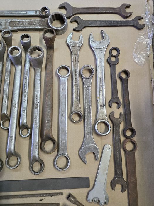 Zestaw likwidacja warsztatu pilniki klucze młotki nitownice hebel