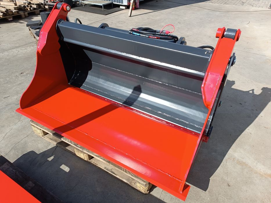 Łyzka krokodyl paleciak pług Volant 4w1 tur ładowarka objętościowa