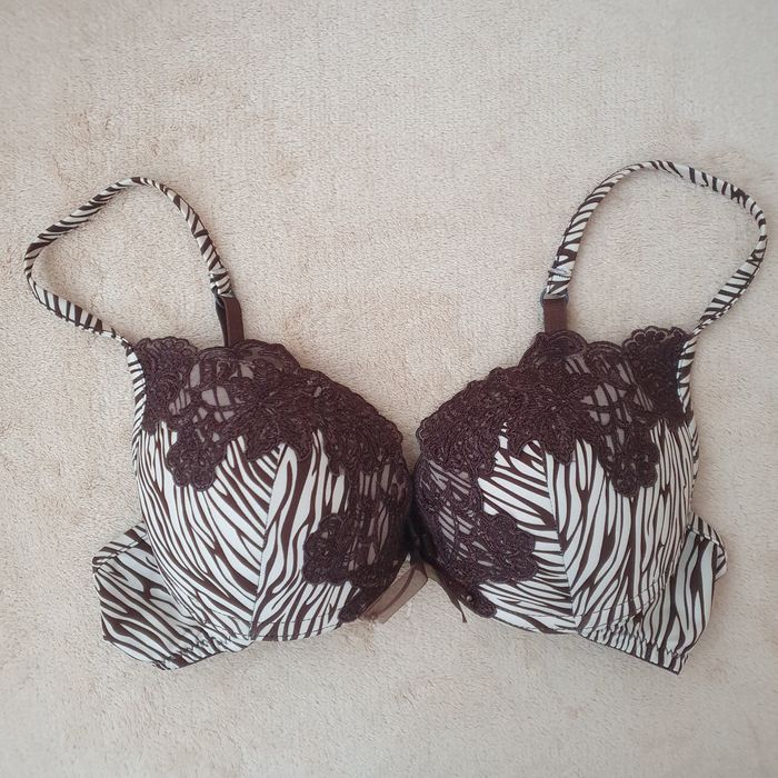 Бюстгальтер з мереживом