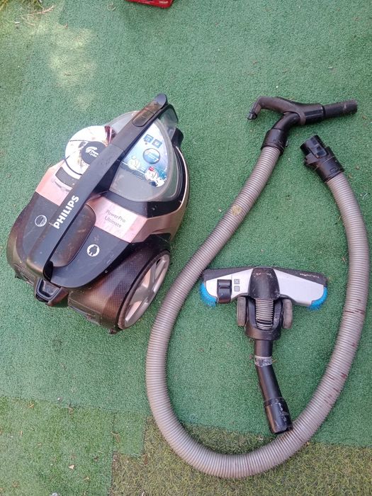 Odkurzacz Philips na części 8metrów kabel nie włącza się