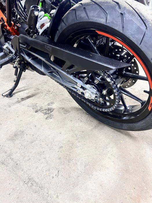 Новий японський мотоцикл KTM Duke 390 ABS 0km
