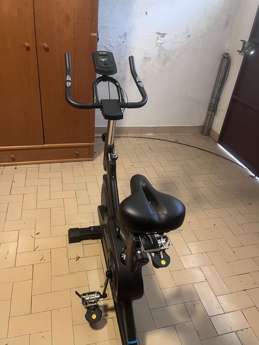 Bicicleta estática SYNERFIT Nova