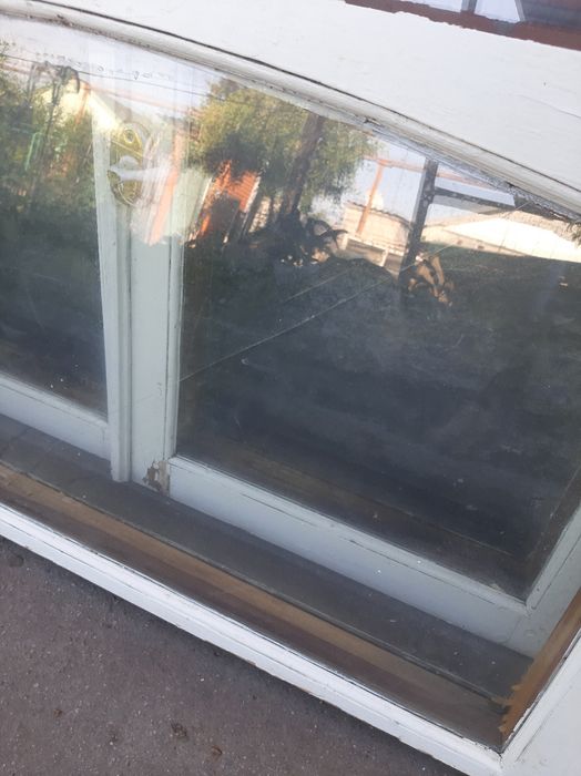 Окна деревянные в отличном состоянии .