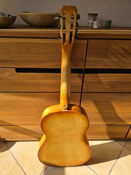 Gitara akustyczna 7 strunowa