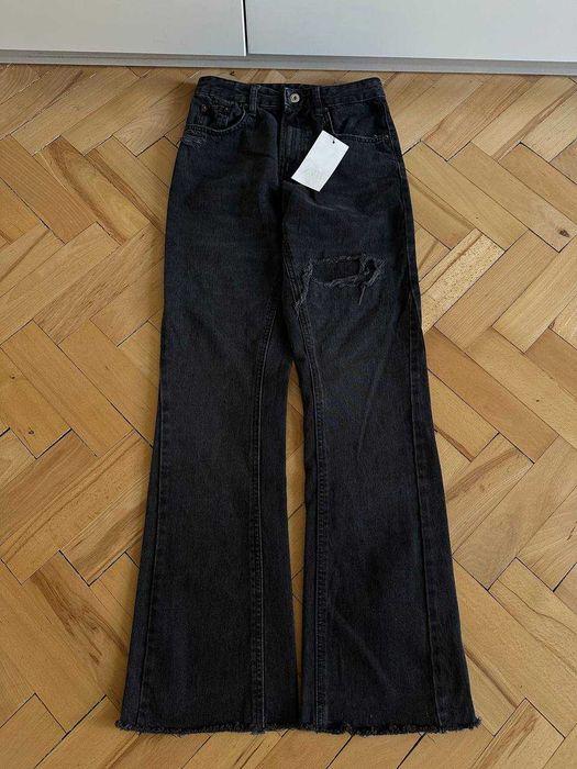 Zara Flared Jeans blue, black, distressed