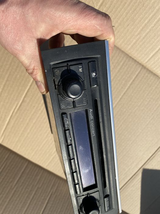 Audi a4b6 radio bez kodu