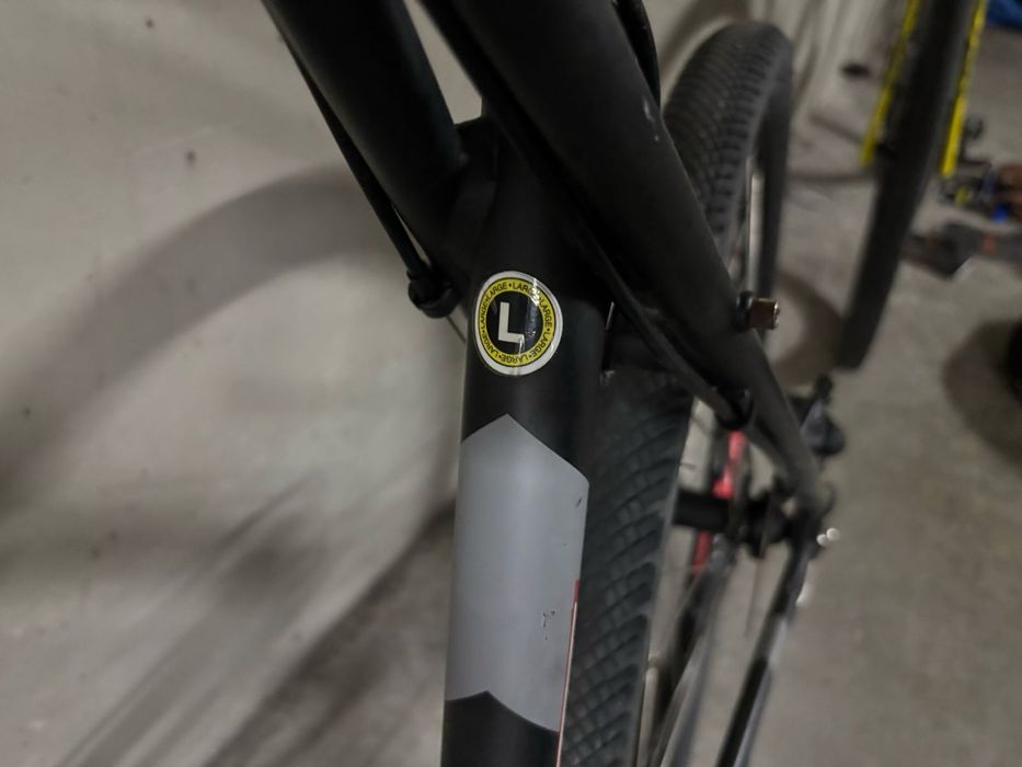 Bicicleta btt/gravel GT avalanche 3.0