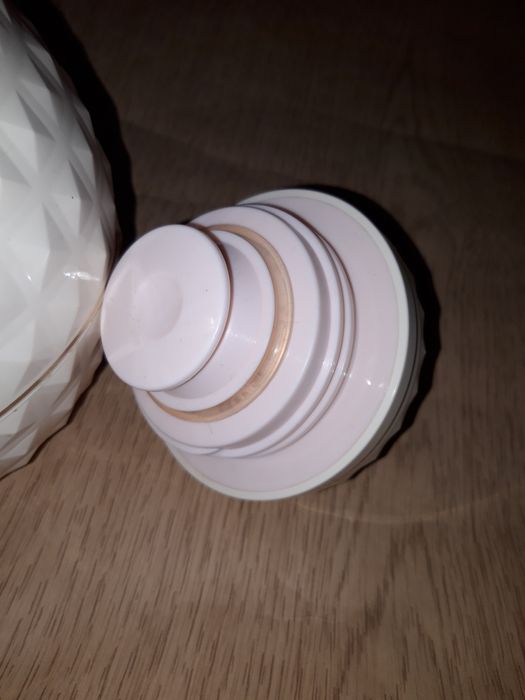 Термос для чая и кофе rose белый в форме заварника