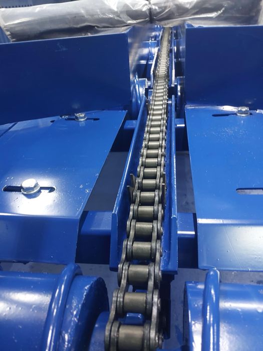 Łancuch do traka z zabierakami łancuch 16b1 czyli 1 cal cena za metr