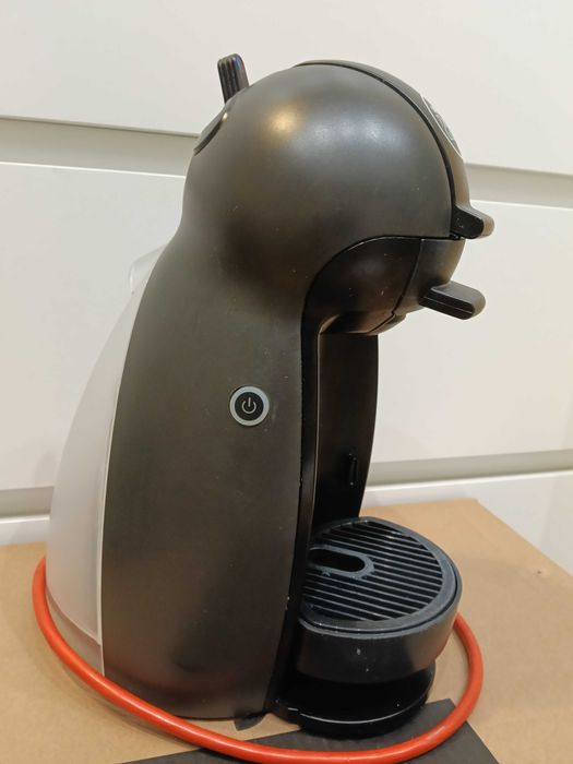 Ekspres Dolce Gusto + spieniacz do mleka Botti + kapsułki Dolce Gusto