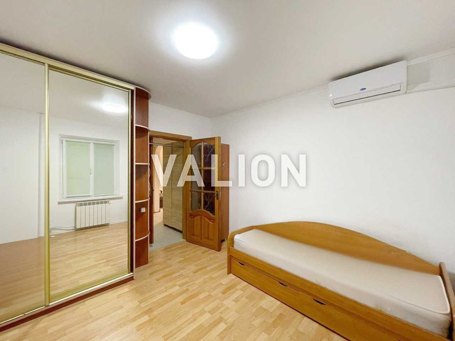 Без % продаж 3 кім. квартири, вул. Срібнокільська 14, Осокорки Позняки