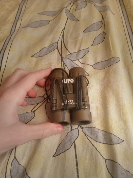 Бинокль UFO 8x21 122m/1000m