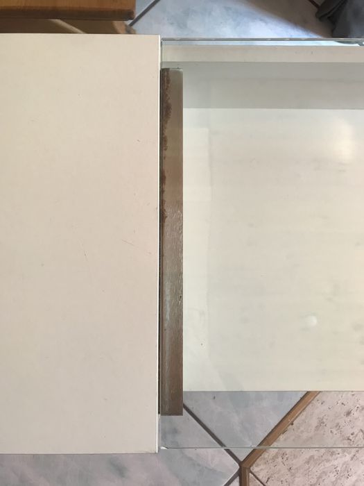 Szafka / komoda RTV Svalöv z Ikea, półmat, biała