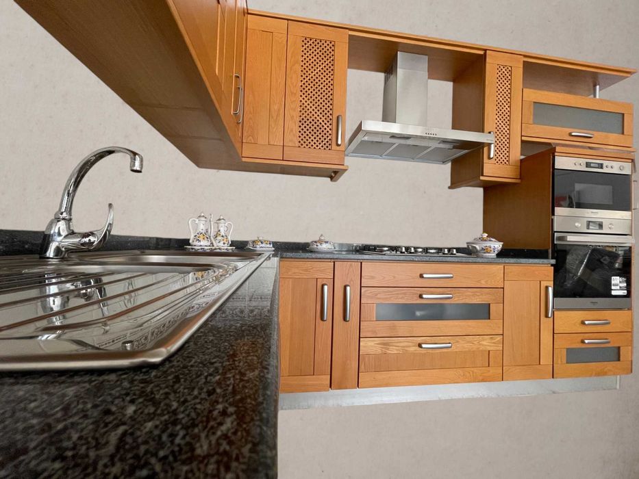 Cozinha em Carvalho- Nova