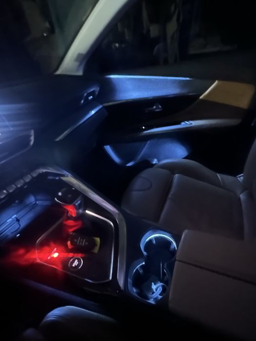 PEUGEOT 3008 allure