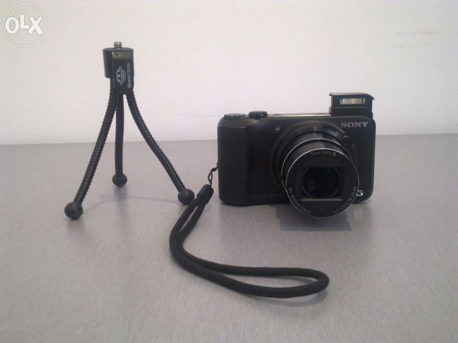 Vendo máquina fotográfica SONY DSC-H90 G 16MP