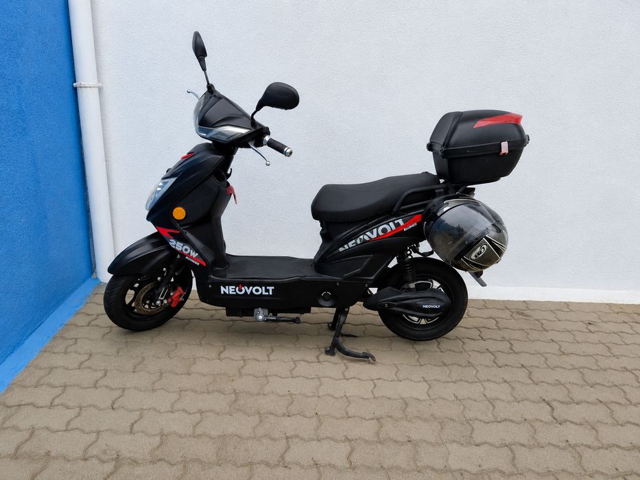 Mota Elétrica NEOVOLT 250W – Como Nova | Apenas 1000 km