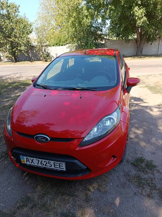 продажа форд фиеста 2010год,Комплектация Comfort,двигатель 1.25 газ /бензин