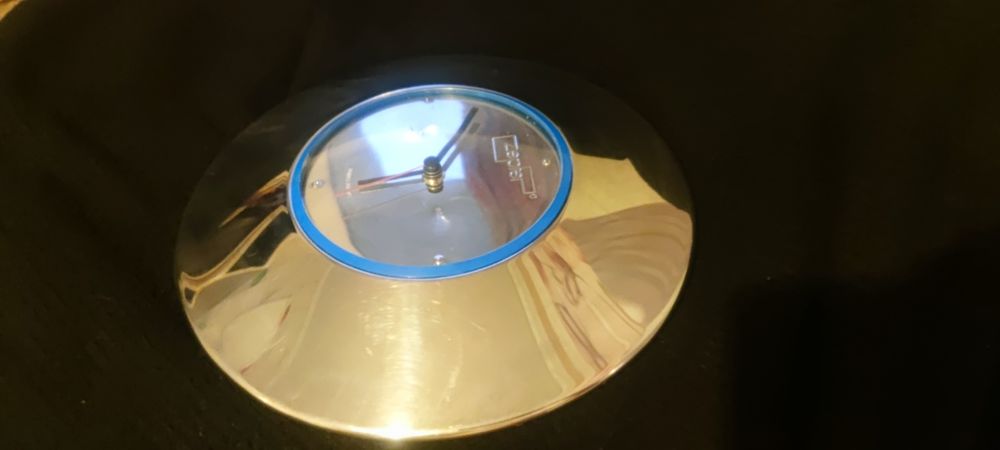 Продаються настінні годинники Zepter