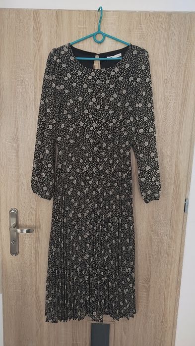 Długa sukienka marszczona