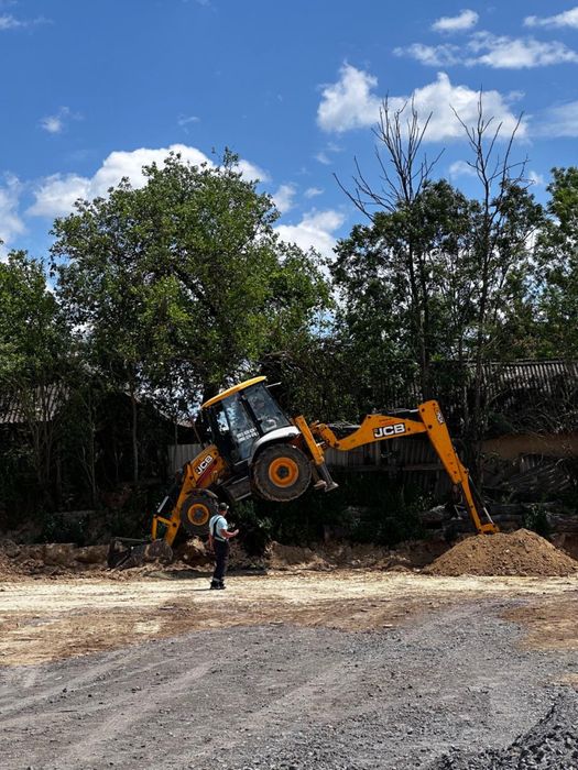 JCB 3CX, Послуги екскаватора наватажувача у Вінниці та прилеглі районі