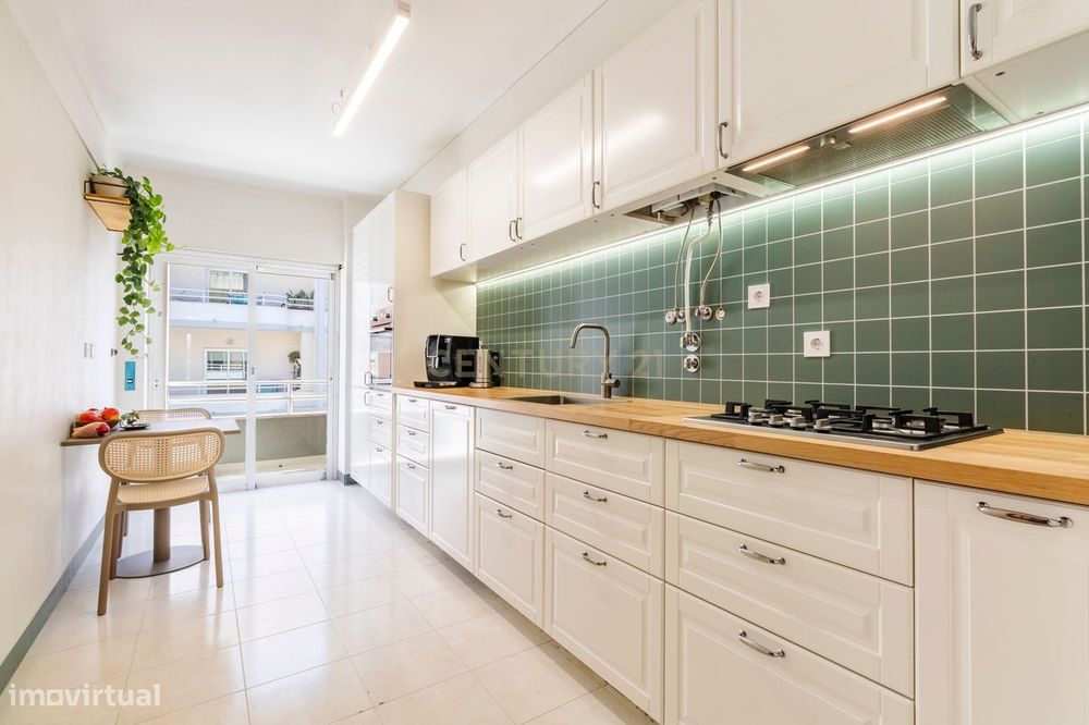 T3 de 144 m² totais com garagem e arrecadação no Alto do Índio, Sobred