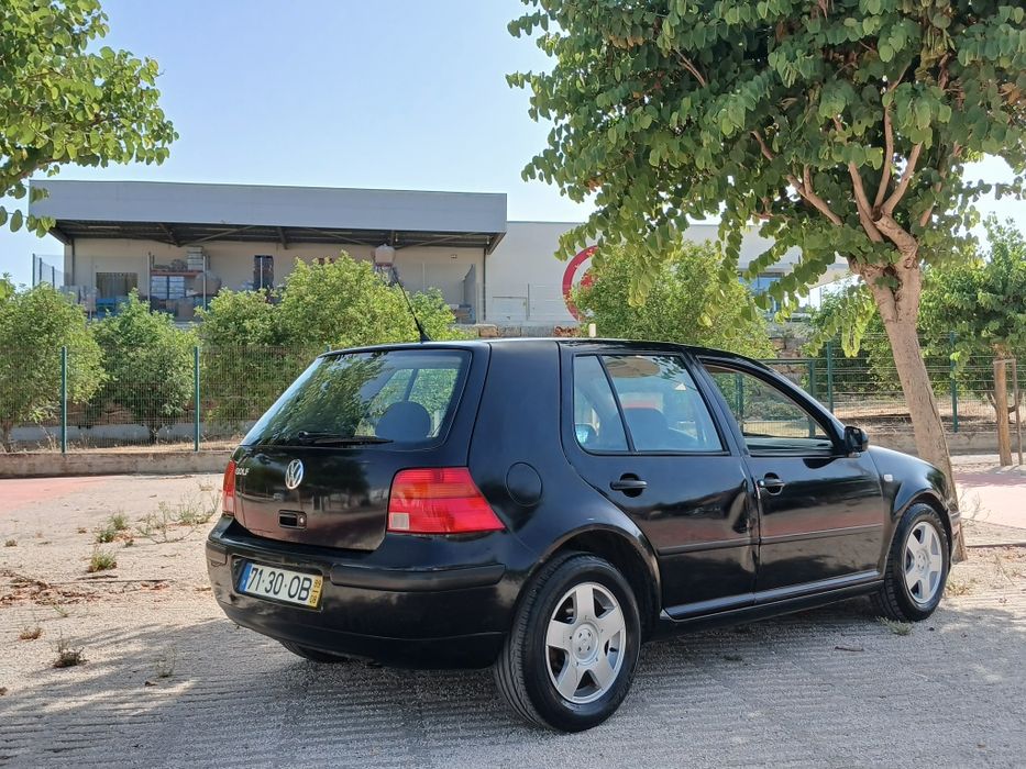 Oportunidade VW Golf 1.4 gasolina em excelente estado