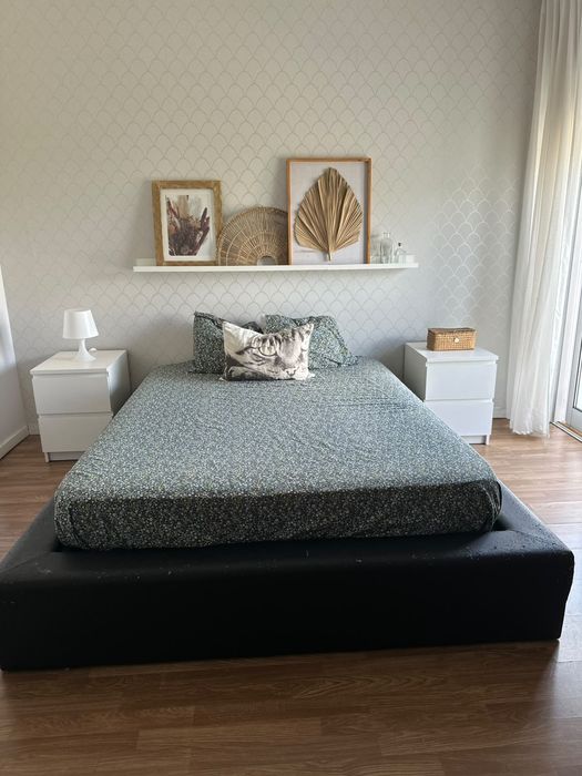 Conjunto cama + 2 mesas cabeceira