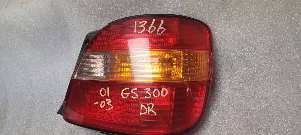 lexus gs ii lampa tył prawa przedlift 81550-30830