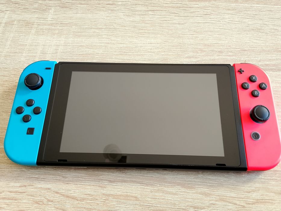 Nintendo Switch + Minecraft
