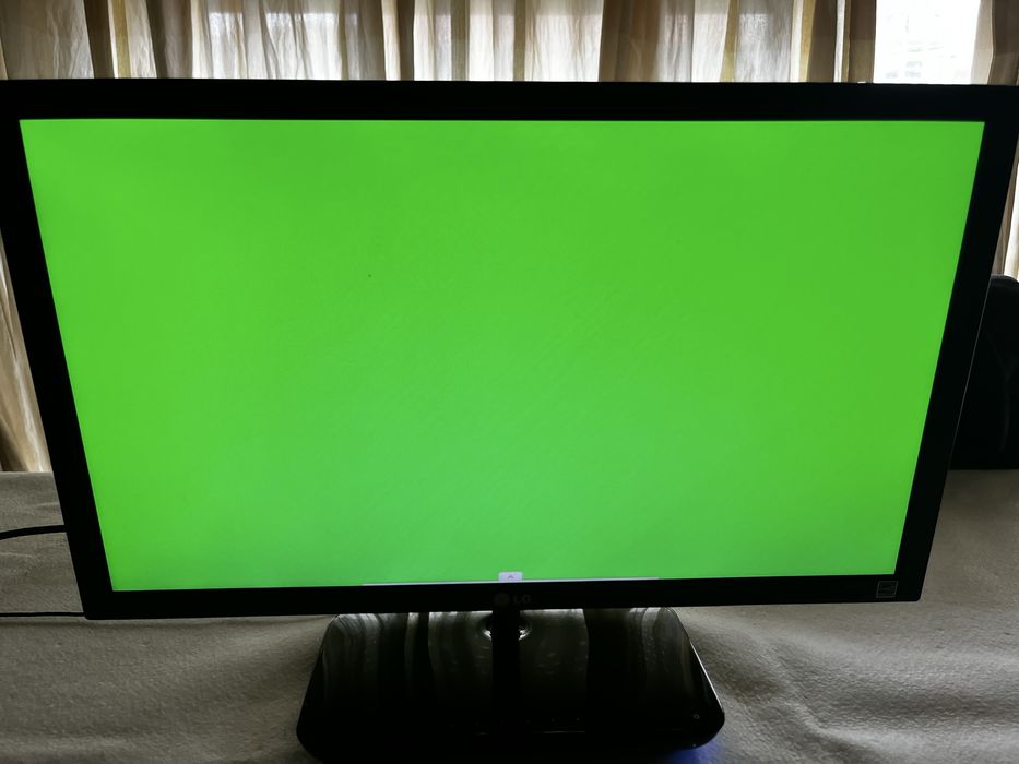 Monitor de escritório LG - E2281VR (22 polegadas)