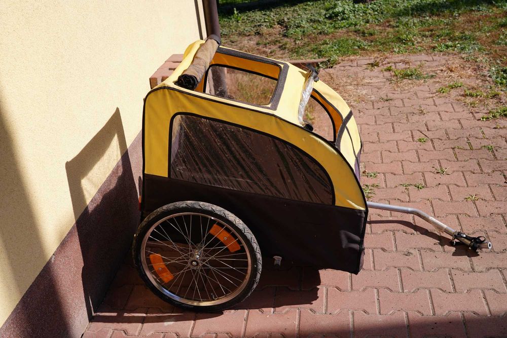 Przyczepka dla psa do roweru