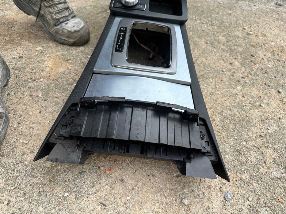 Consola central mercedes W204