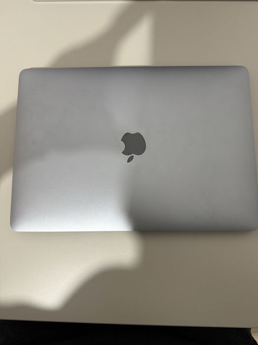 MacBook Pro 13” 2020 como novo