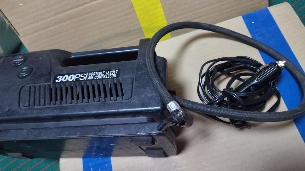 Автомобільний компресор, насос