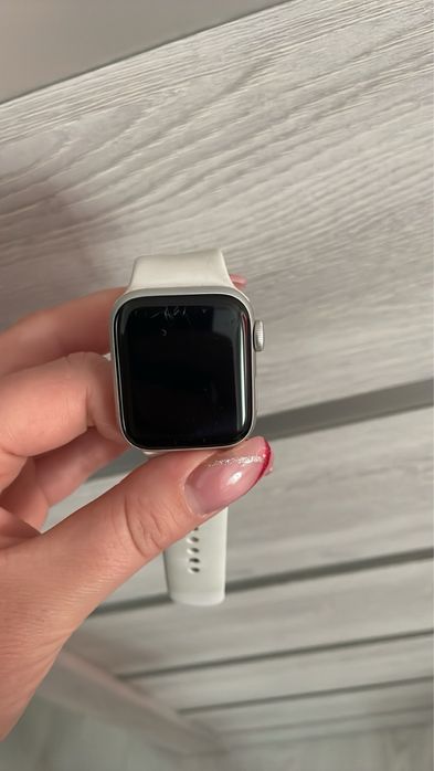 Годинник apple watch se