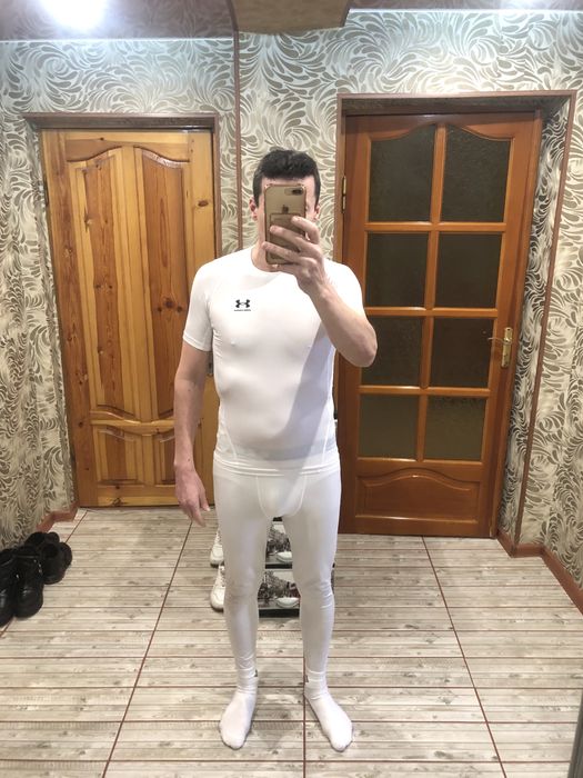 Компрессионная, термо футболка Under Armour