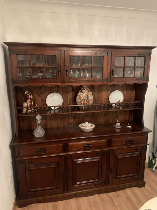 Movel de sala de Jantar  em Mogno