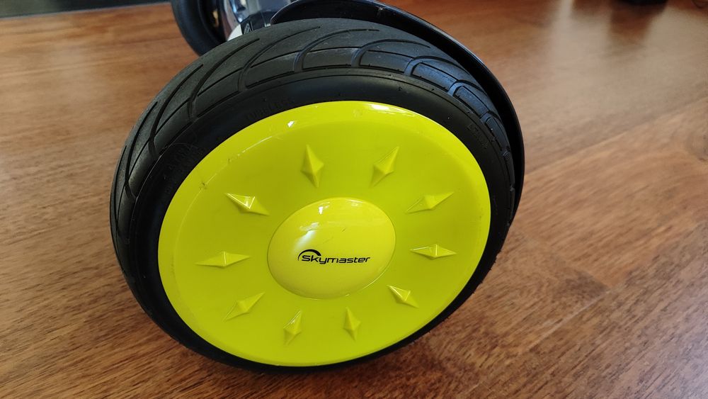 Deskorolka hoverboard Skymaster koła 11.