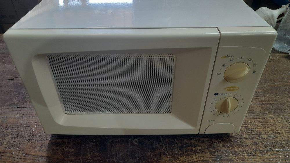 Microondas becken impecável