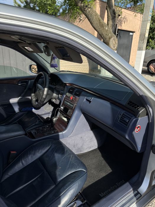 Mercedes-Benz E-Class 2001 VIN WDB2100061B340451 фото оголошення 7 з 8