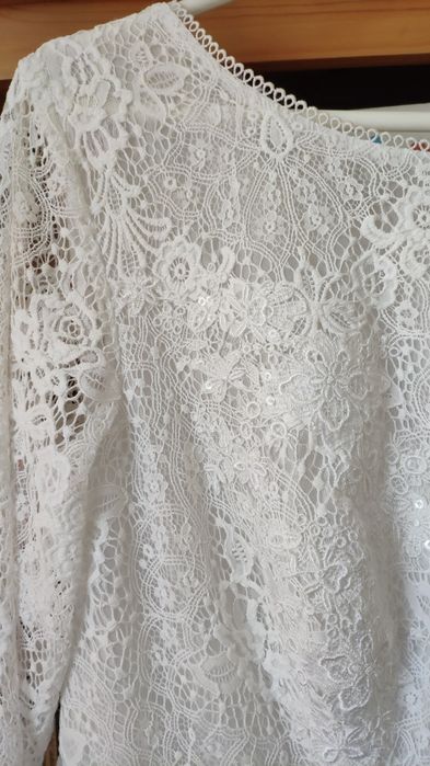 Suknia ślubna 44r. Ręcznie szyta nie klejona.