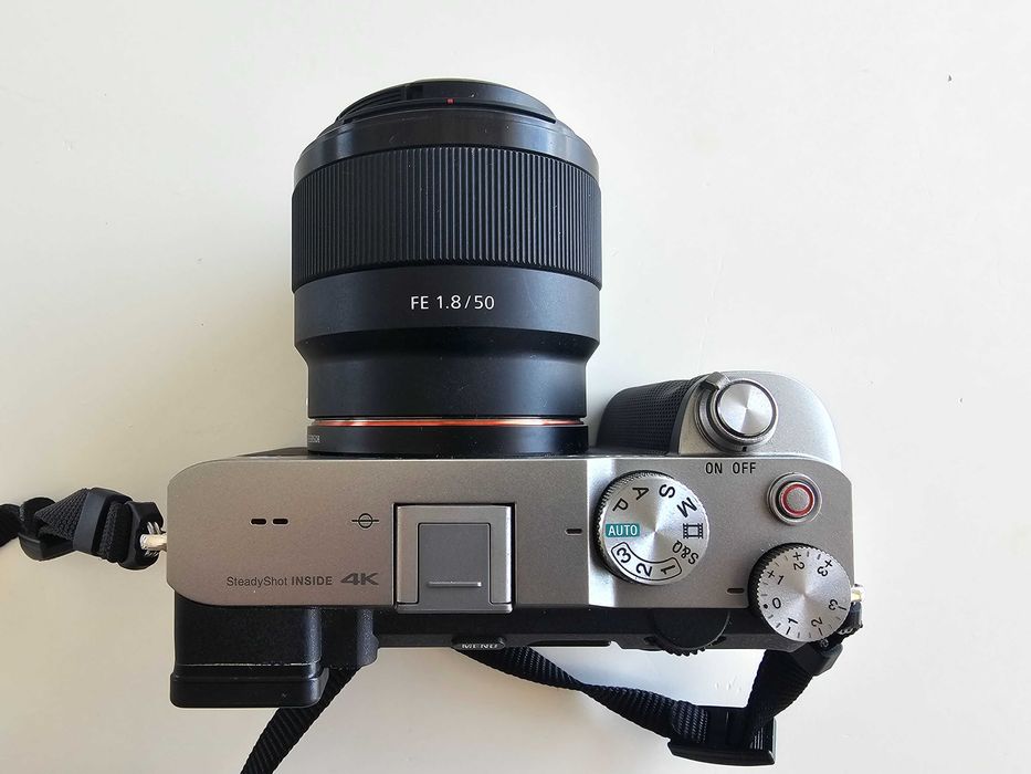 Sony A7C + Sony FE 50mm f/1.8 | przebieg migawki tylko 1847!